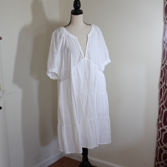Universal Thread, White short sleeve Notched  V neckline Midi Dress - Picture 1 of 9